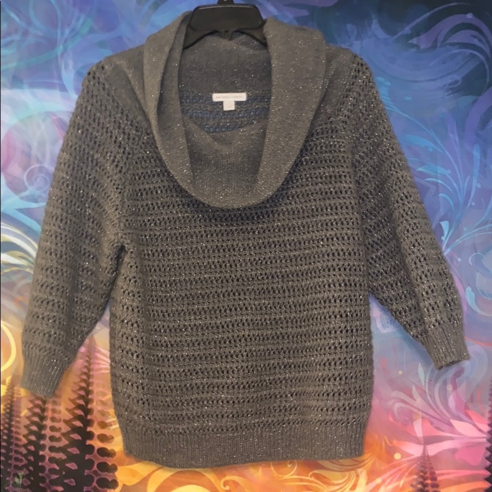 Bet York and company gray sweater